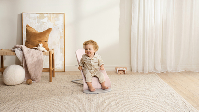 BabyBjörn Bliss Vippestol Vevet, Light Pink Melange