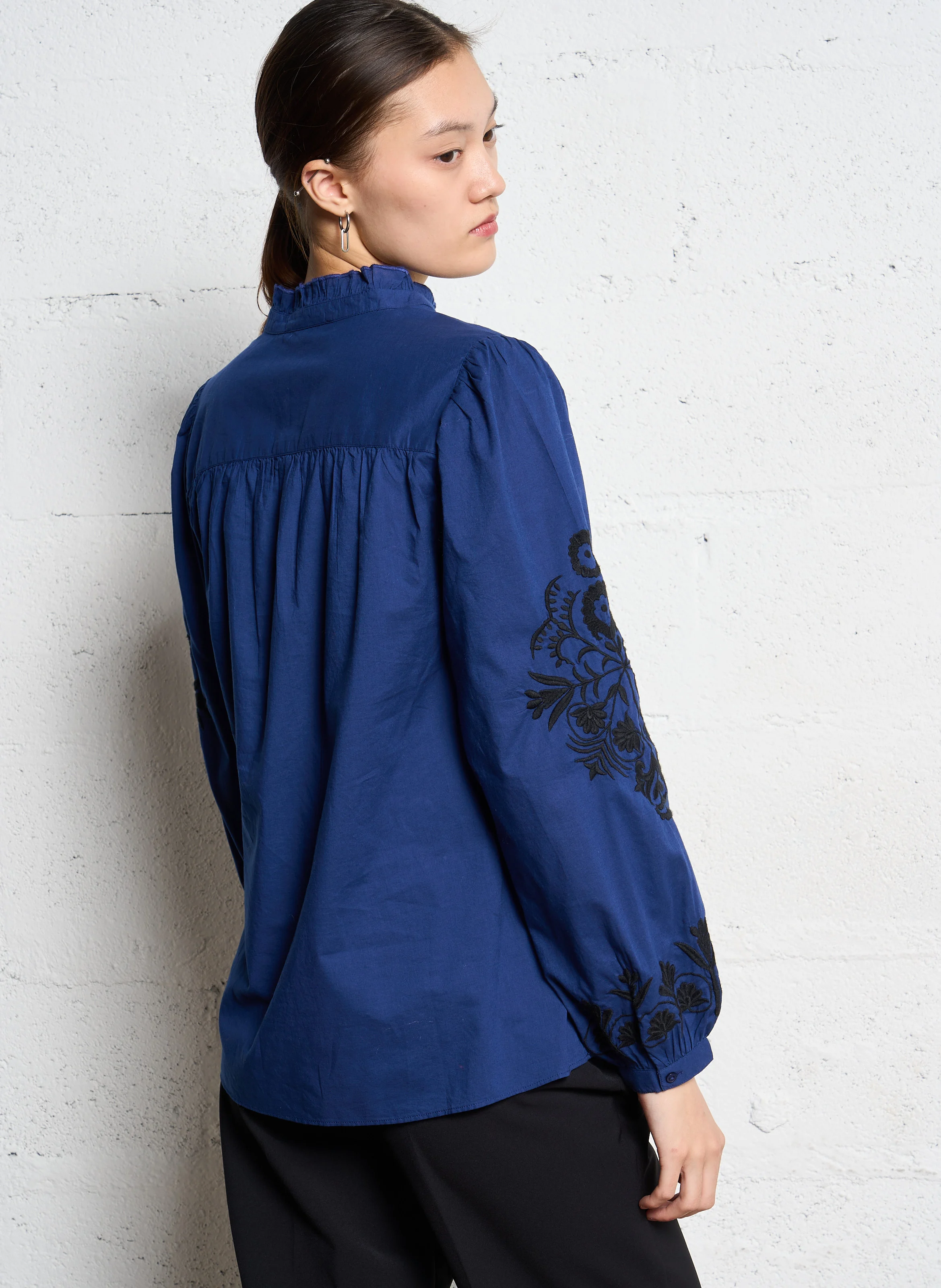TEFITIS - Blouse col V ample en coton brodé | Bleu