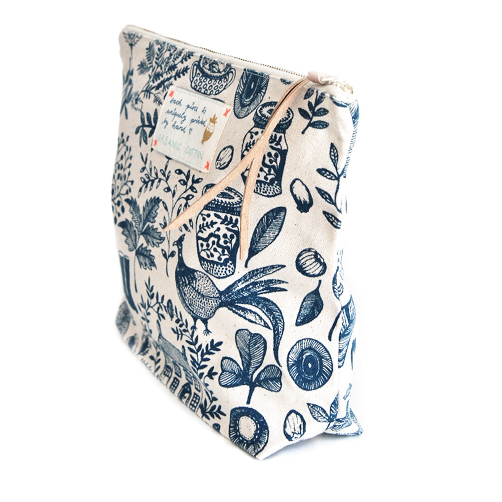 Pouch 