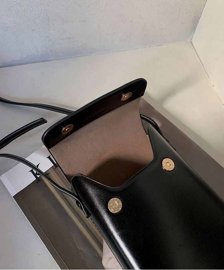 MRCYC - Effen mini-crossbodytas van imitatieleer
