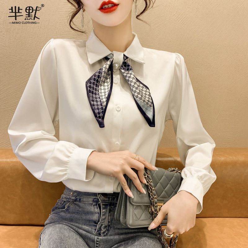 Dragan Pulse - Blouse van chiffon met lange mouwen en strikhals