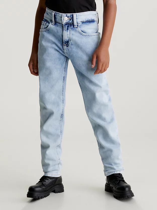 Calça jeans reta de cintura média
