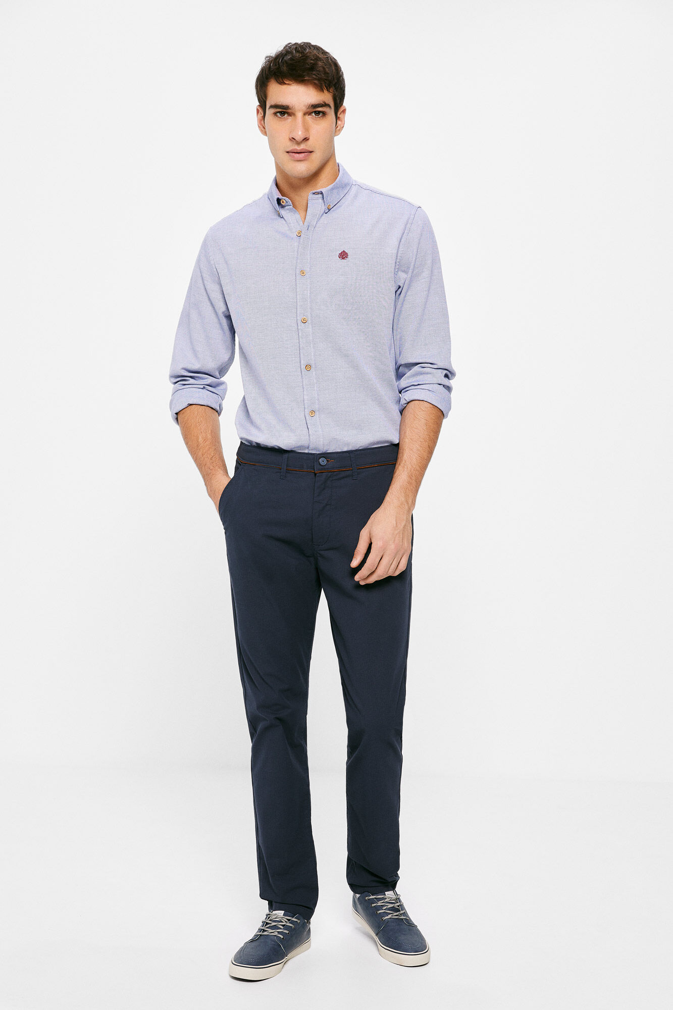 Calça chino com microestampa - azul marinho