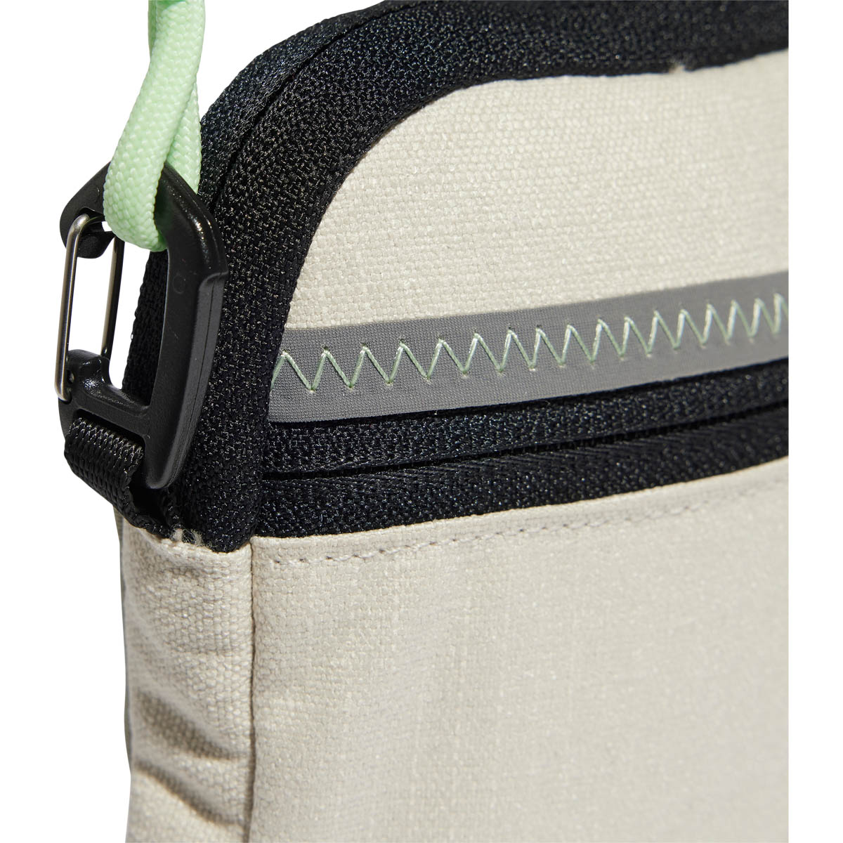 adidas Xplorer Small Skuldertaske