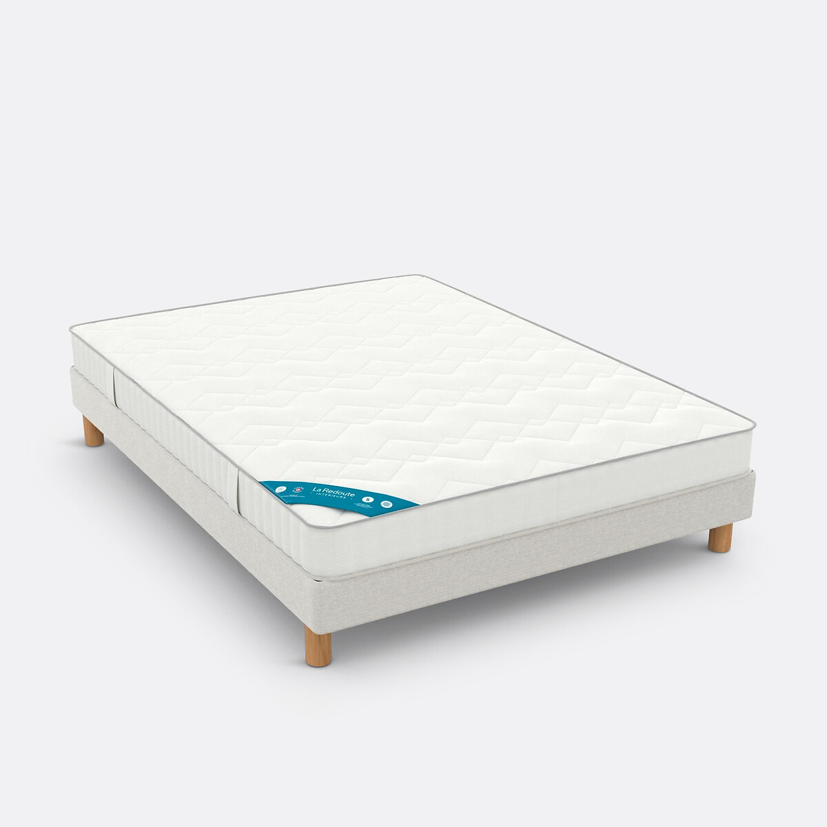 LA REDOUTE INTERIEURS<br>Base de cama descoberta com 22 ripas flexíveis