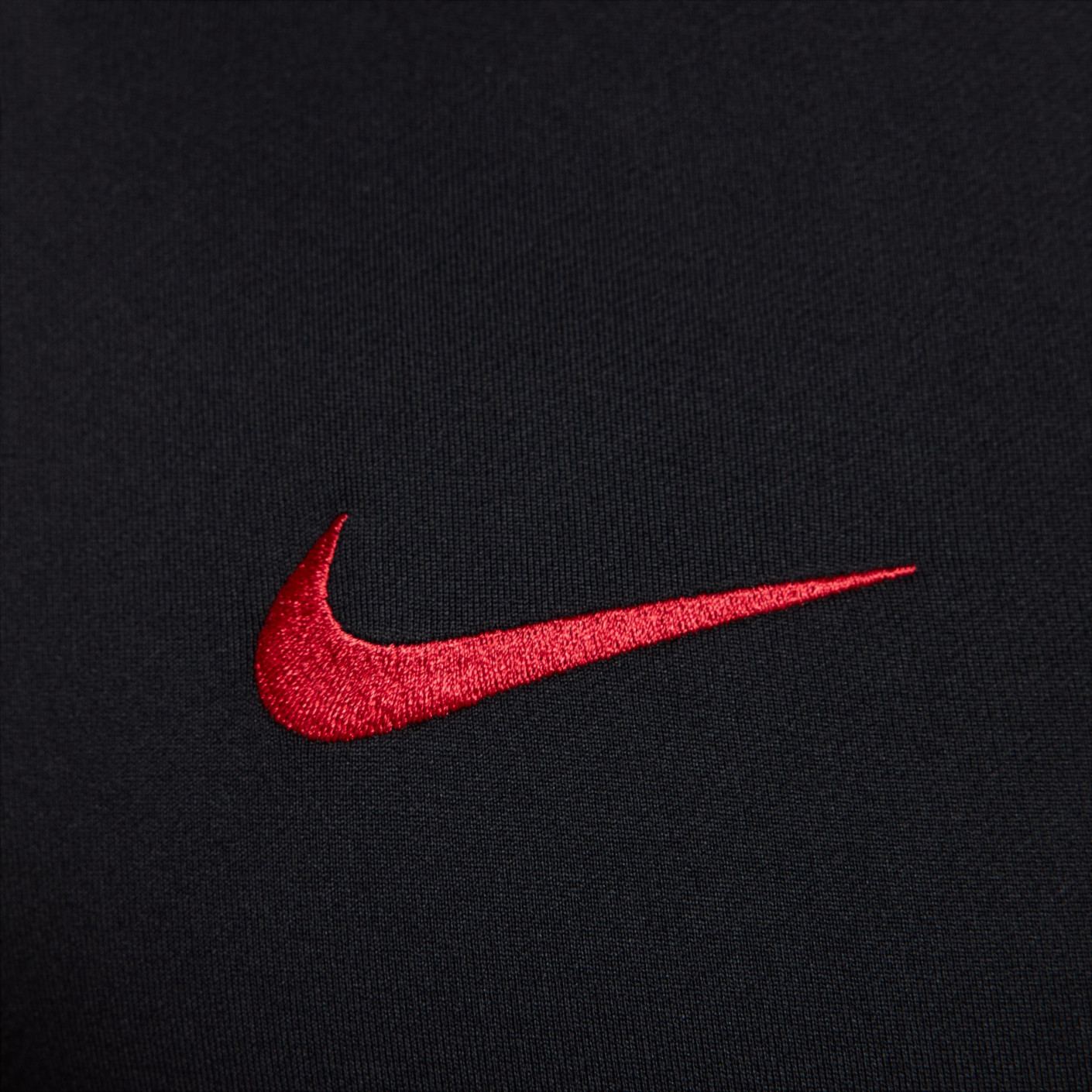 Nike Liverpool Strike Trainingstrui 1/4-Zip 2024-2025 Zwart Rood Gebroken Wit