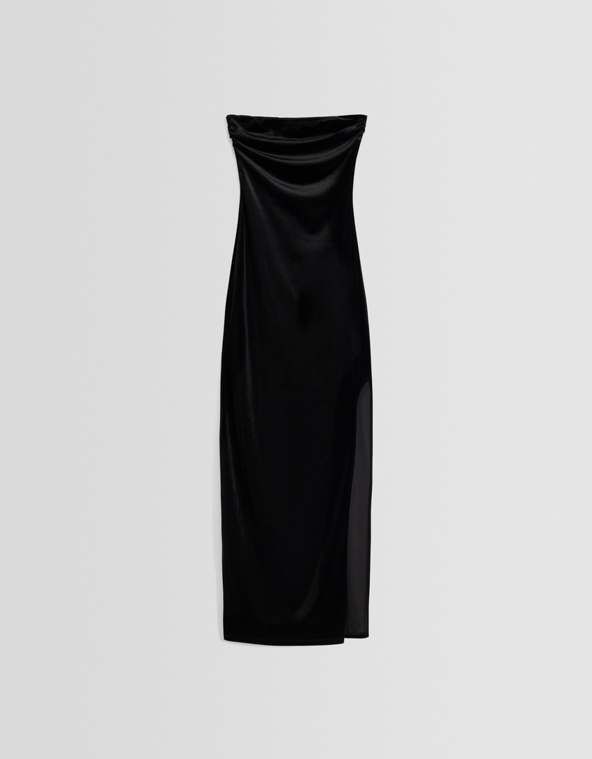 Vestido midi de veludo com decote tomara que caia