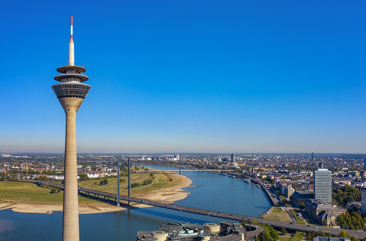 Frühstück & Rheinturm Düsseldorf für 2