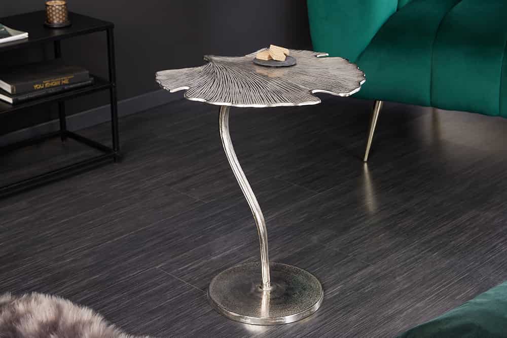Dekorativer Beistelltisch GINKGO LEAF 55cm silber handmade Metall