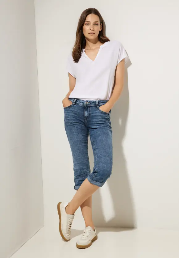 Casual Fit Jeans in 3/4 - mid blue random wash