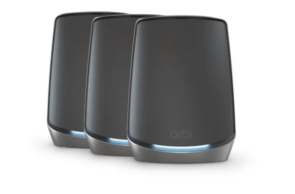 NETGEAR Orbi RBK863SB - Wi-Fi-system - (router, 2 extendere) - op til 6750 sq.ft - mesh 10GbE - Wi-Fi 6 - Tri-Band