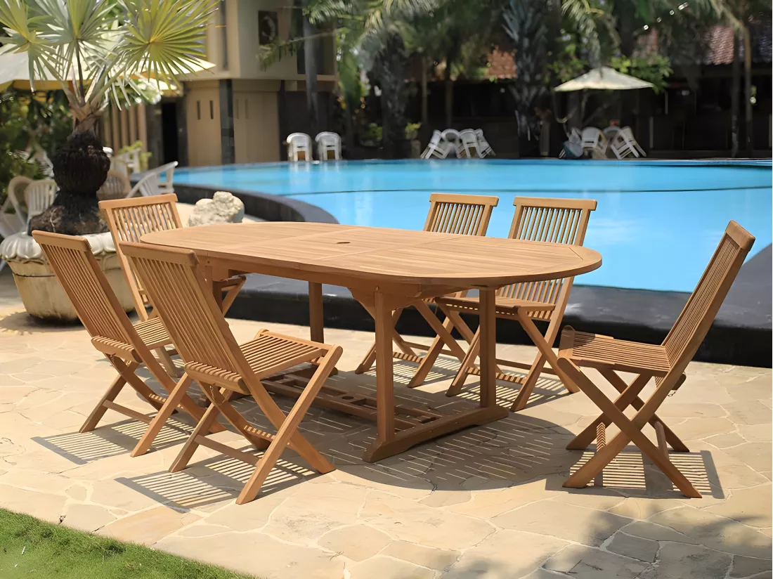 Salle à manger de jardin en teck : une table extensible L.180 / 240 cm et 6 chaises pliantes - Naturel clair - BYBLOS II de MYLIA
