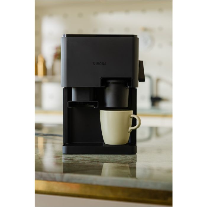 Nivona Kaffeeautomat CUBE 4106 Schwarz // 1kg Nivona Kaffee gratis