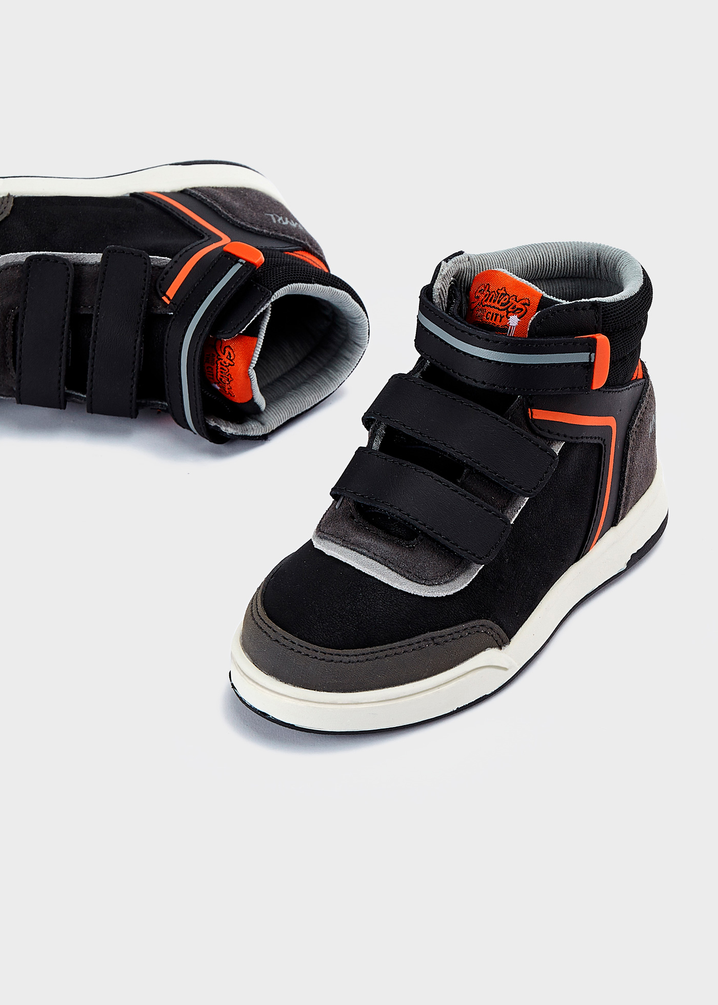 Bota infantil de couro, estilo urbano e esportivo