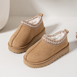Keep it low & warm - camel (twinning)