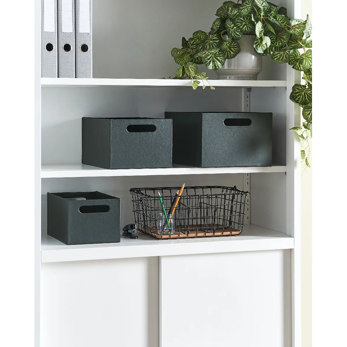 Beliani Larsa - Lot de 3 paniers en cuir PU gris