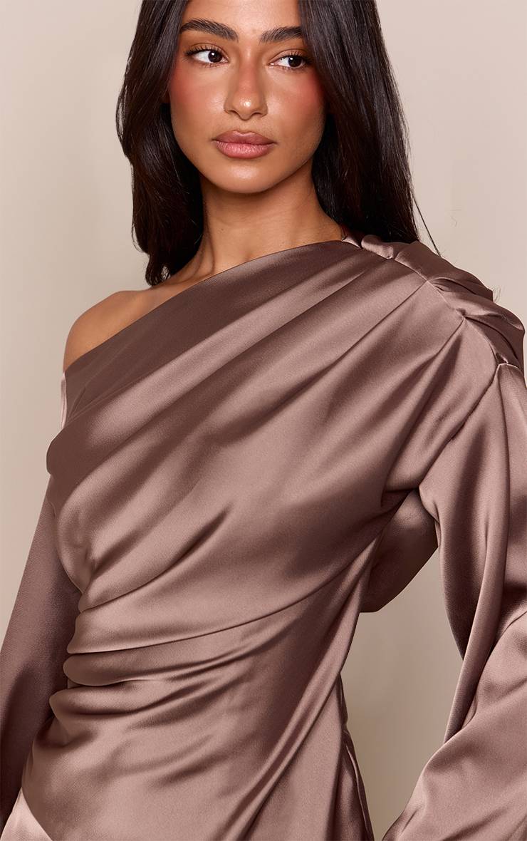 Taupe Robe Courte Ajustée Tissée À Épaules Dénudées Petite Taille
