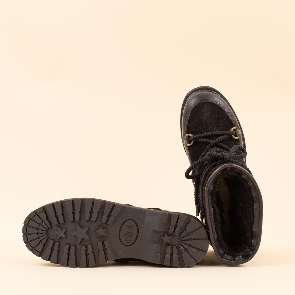 CHA boots Tibet Stud Black