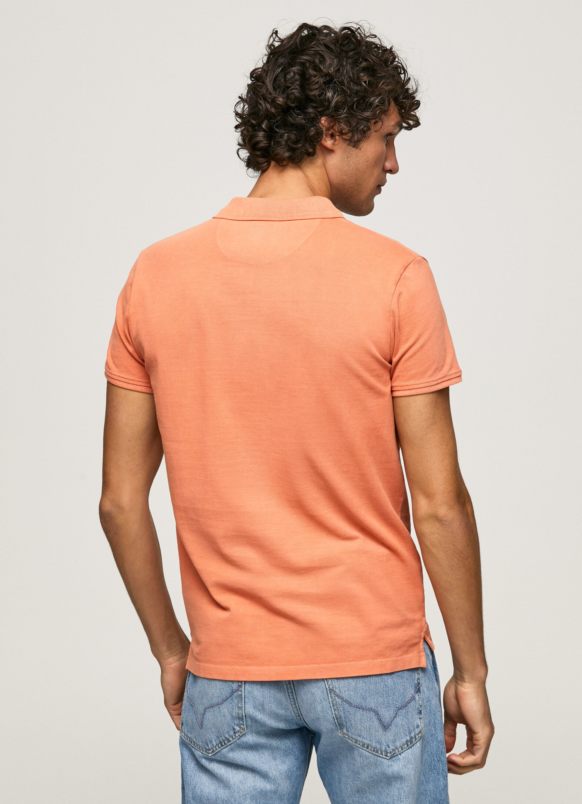 Polo Piqué com logotipo bordado - laranja abóbora