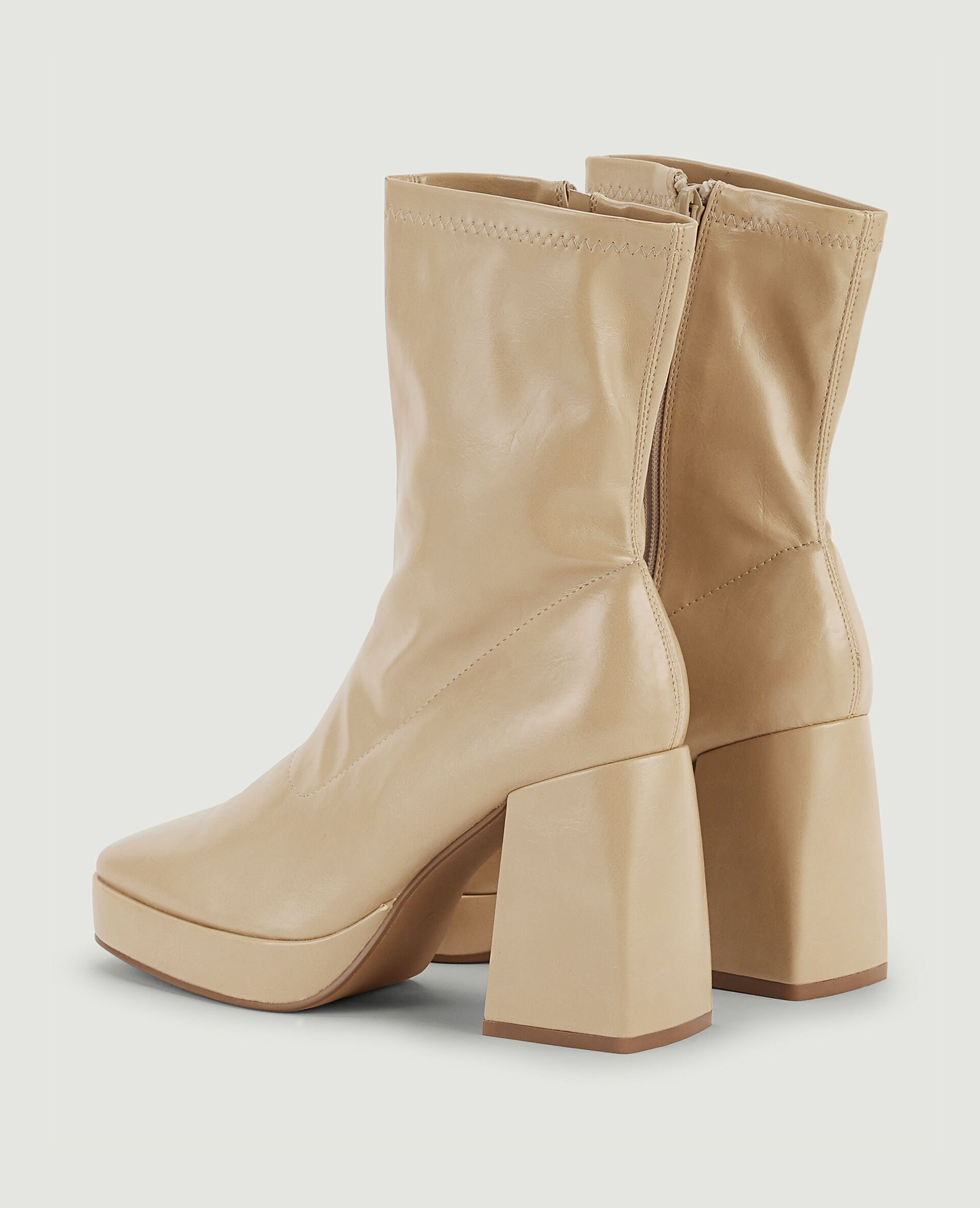 Boots plateforme bouts carrés - Beige