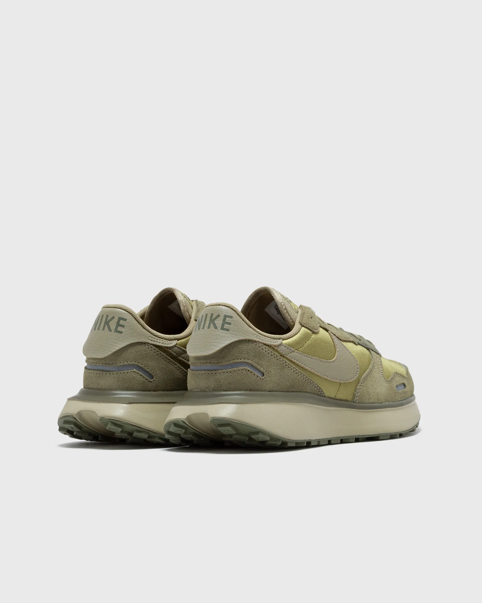 Nike WMNS NIKE PHOENIX WAFFLE