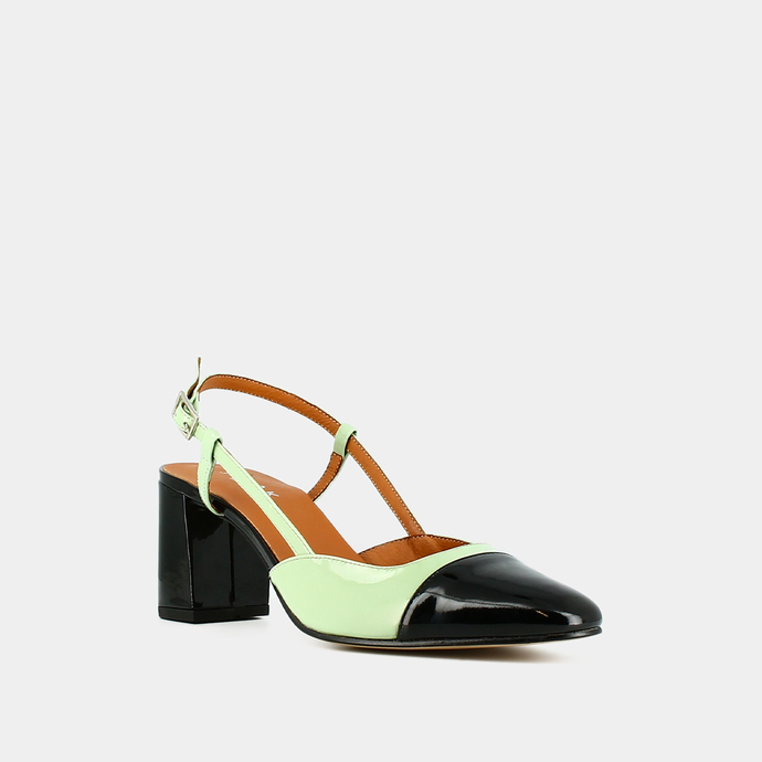 Babies à talons  en vernis noir et vert