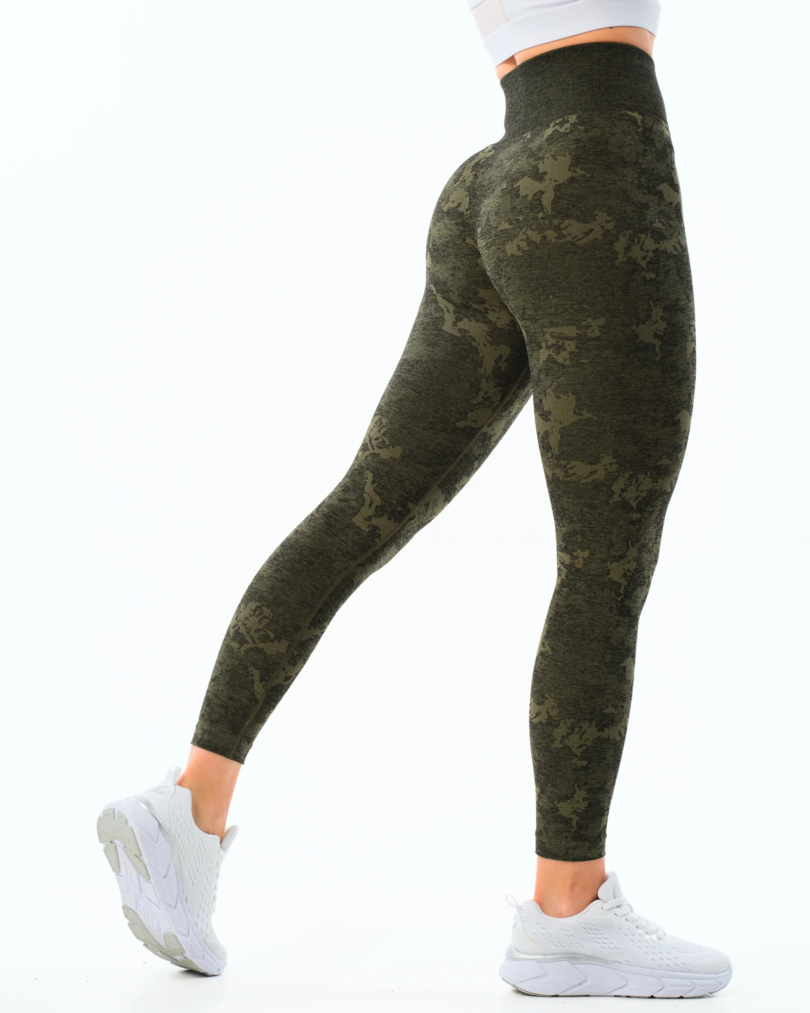 LEVITY Camo Seamless Tights 7\8 Green Camo
