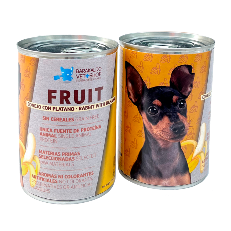 Ração úmida para cães, sem grãos, com sabor de coelho e banana, da marca Barakaldo Vet Shop, em latas de 400g.