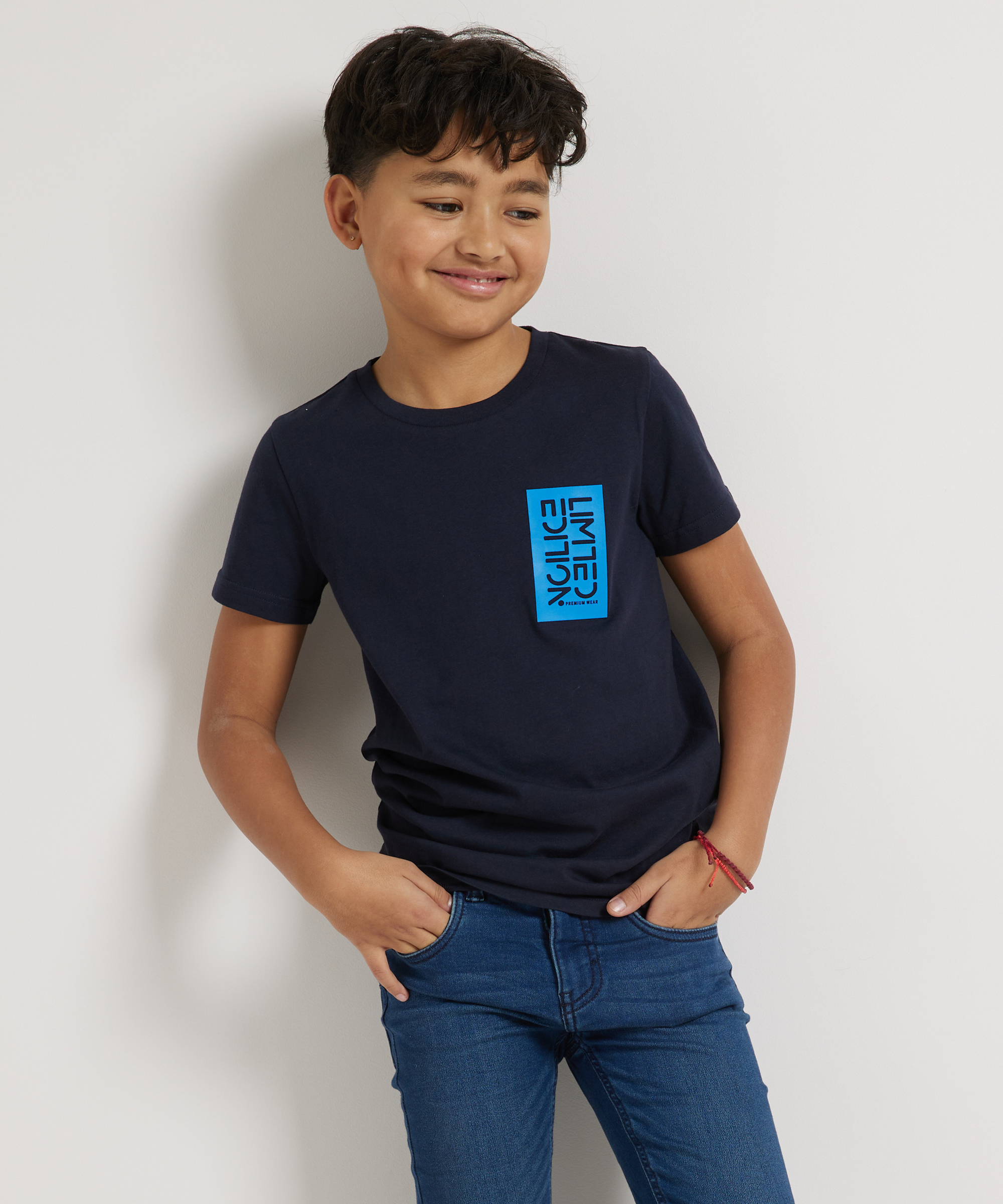 uni t-shirt borstprint