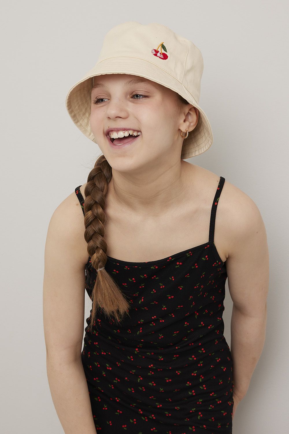 Bøttehatt Cherries