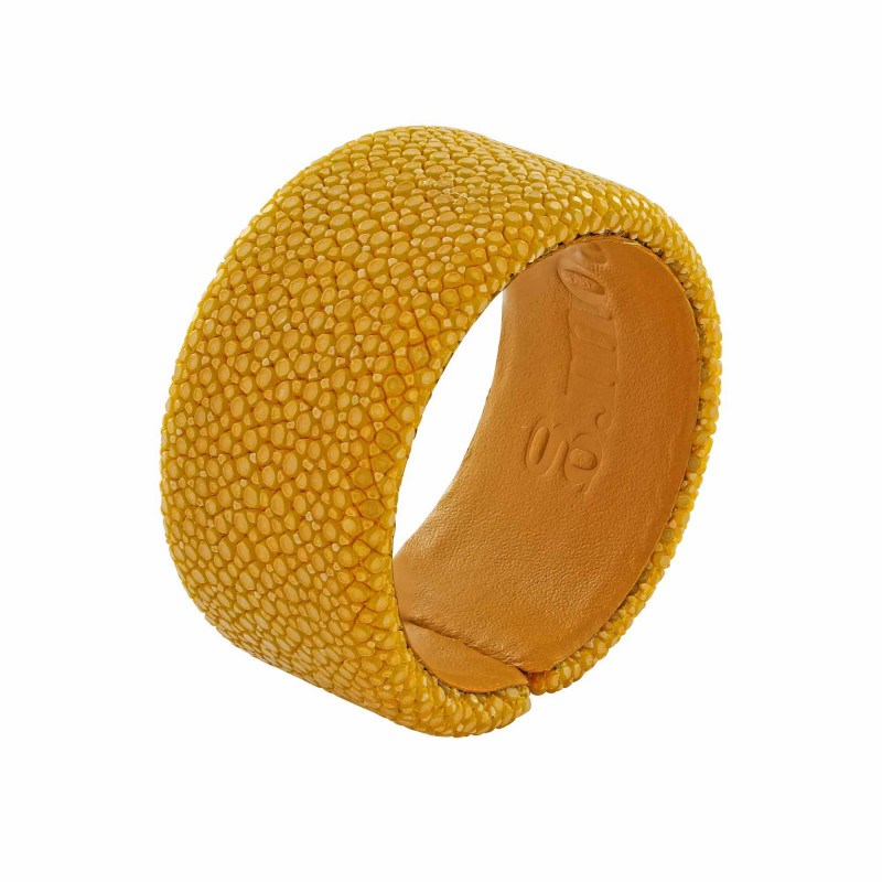 Bracelet Galuchat jaune 30