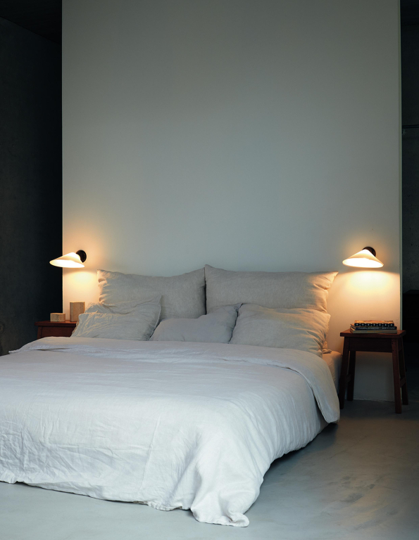 DCW éditions Plume wandlamp polycarbonate