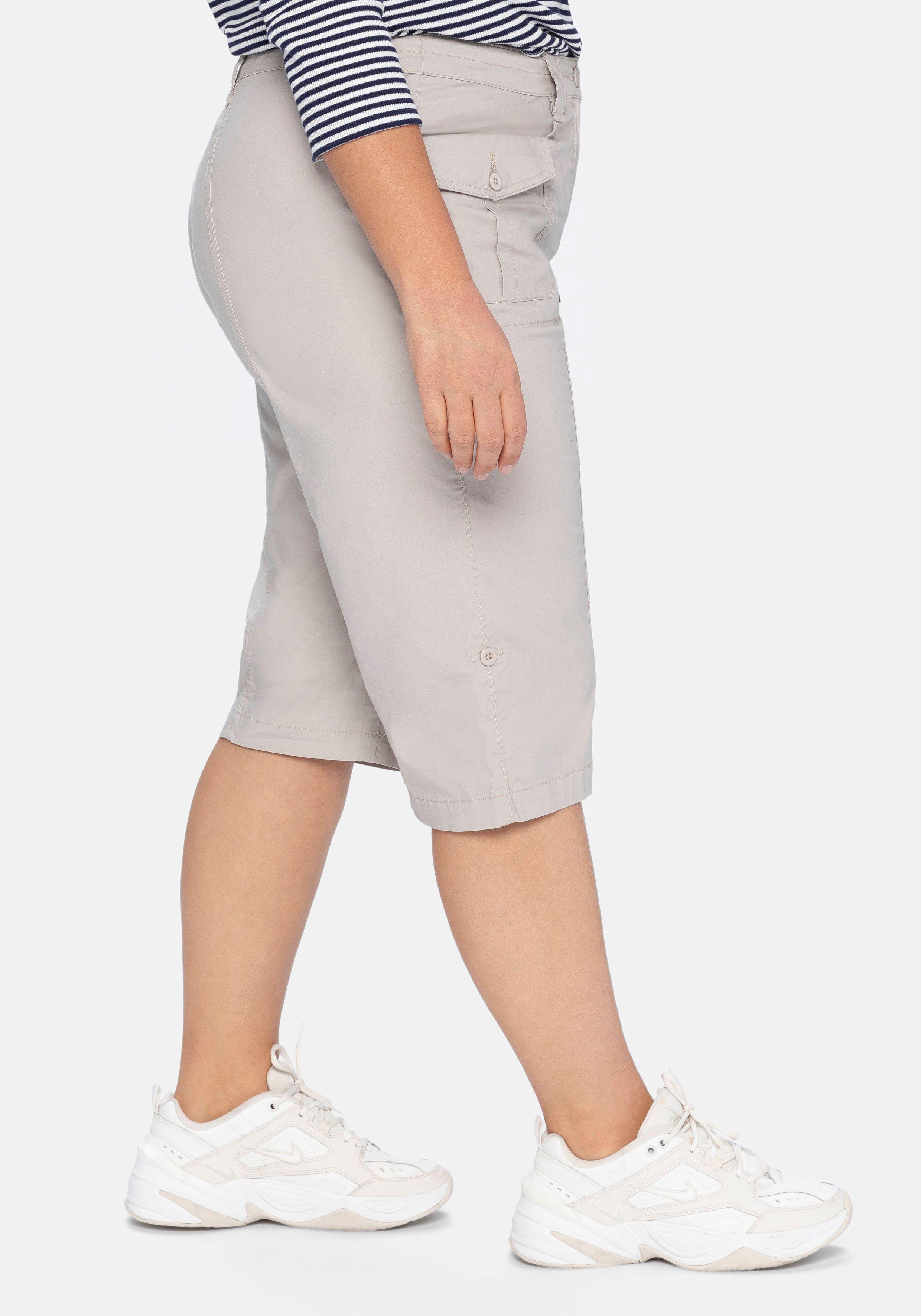 Stretch-Bermudas mit aufgesetzten Taschen und Patten