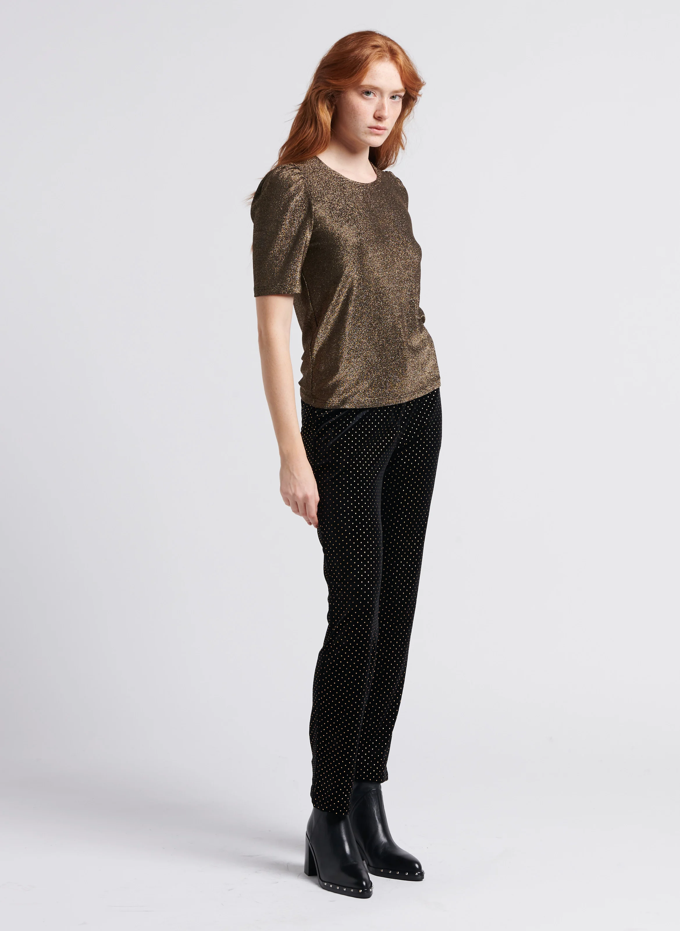 AMAZIE - Pantalon droit en velours | Noir