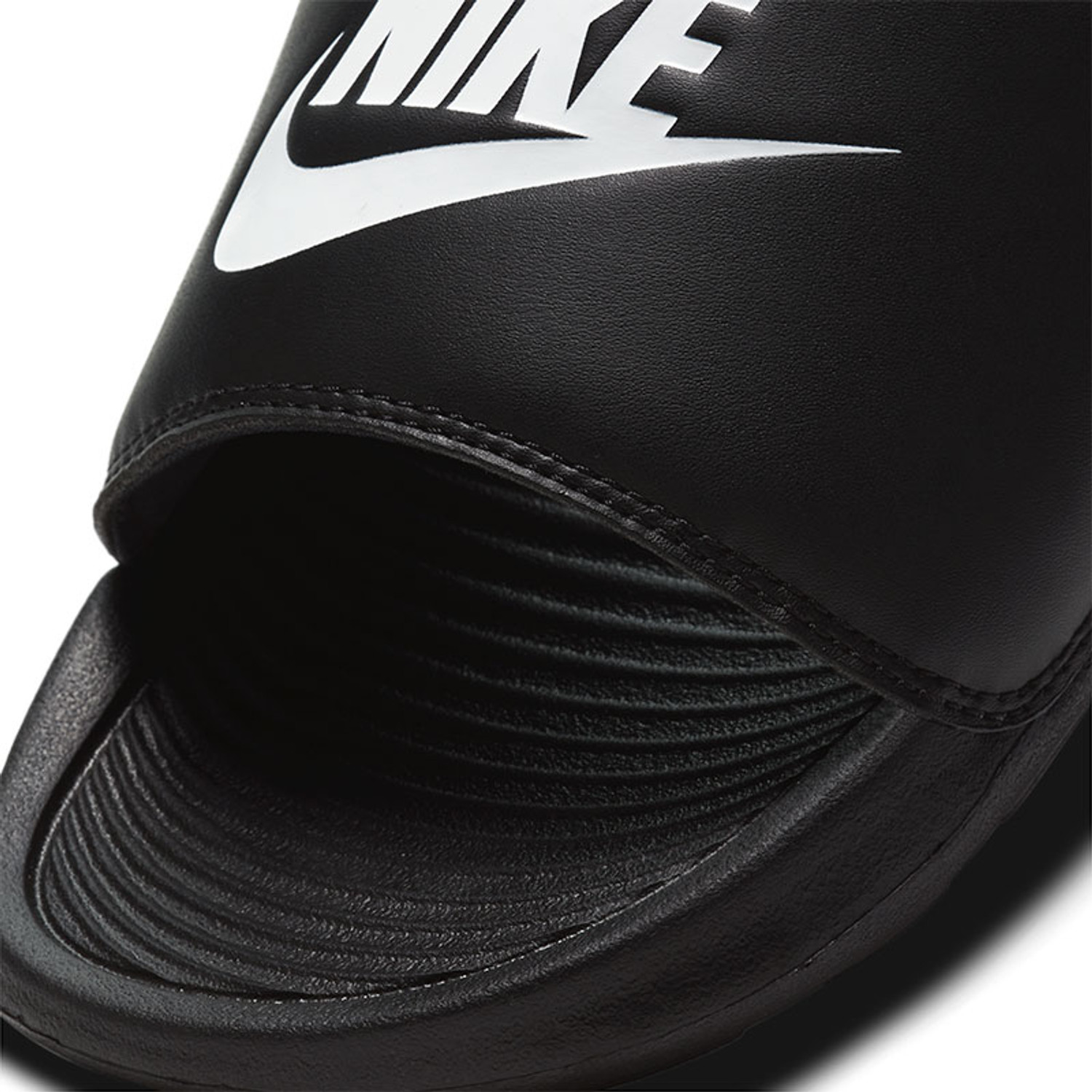 Nike Victori One Slipper Dames