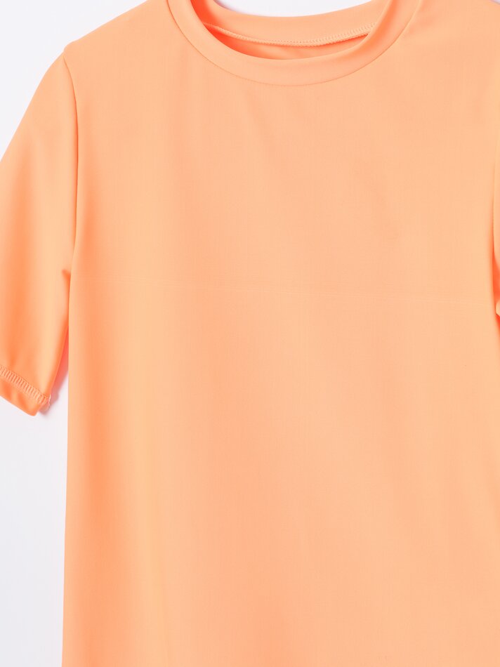 Camiseta com proteção solar UPF 50 - Laranja