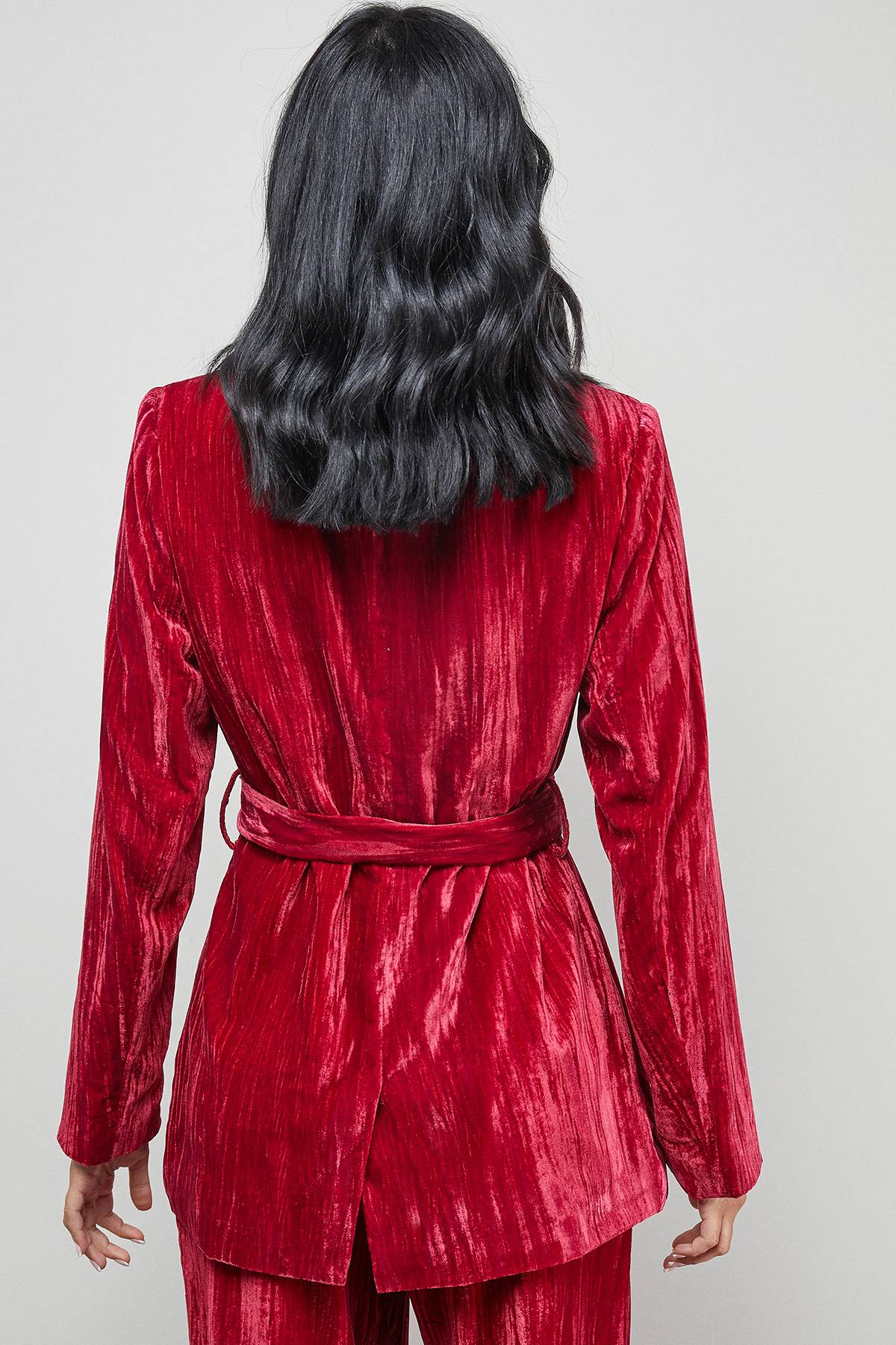 Warehouse Ensemble Blazer Ceinturé en Velours Froissé