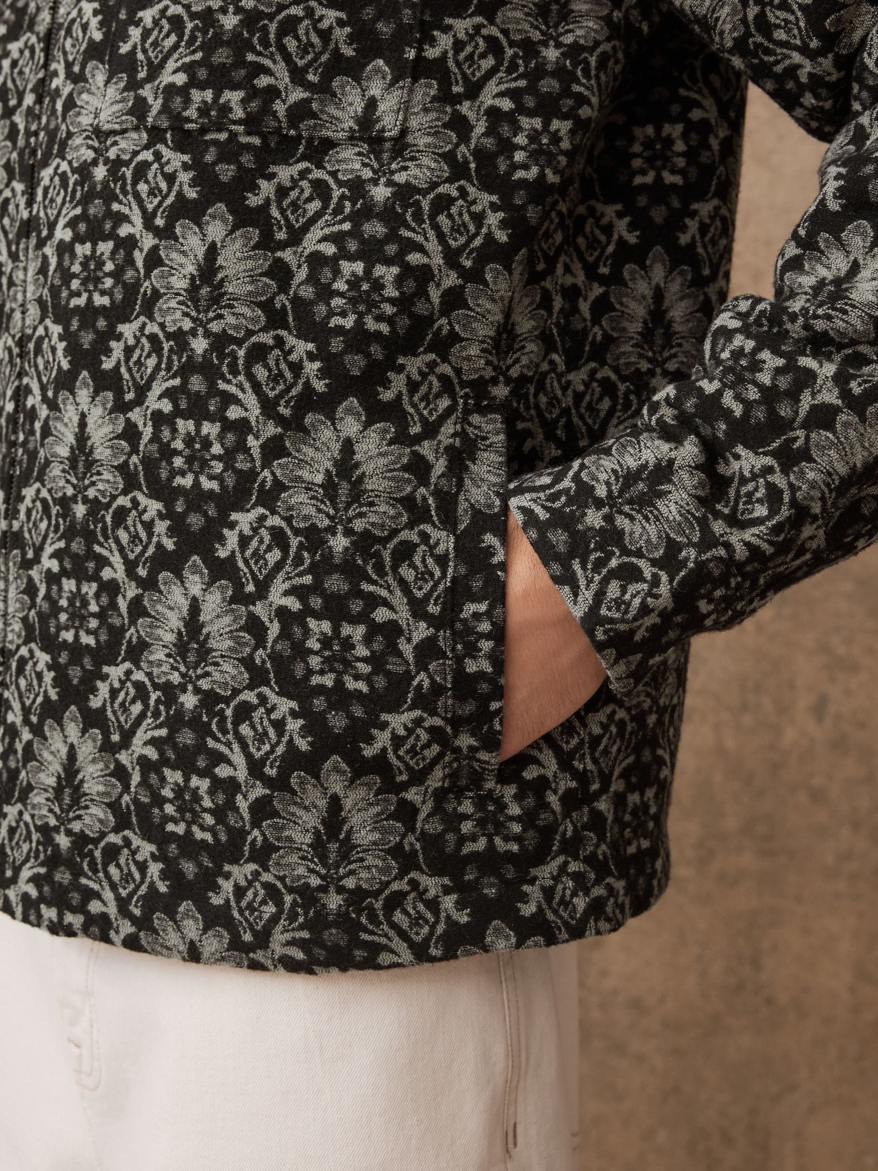 Zwart/wit - Medallion Printed Zipped Shacket