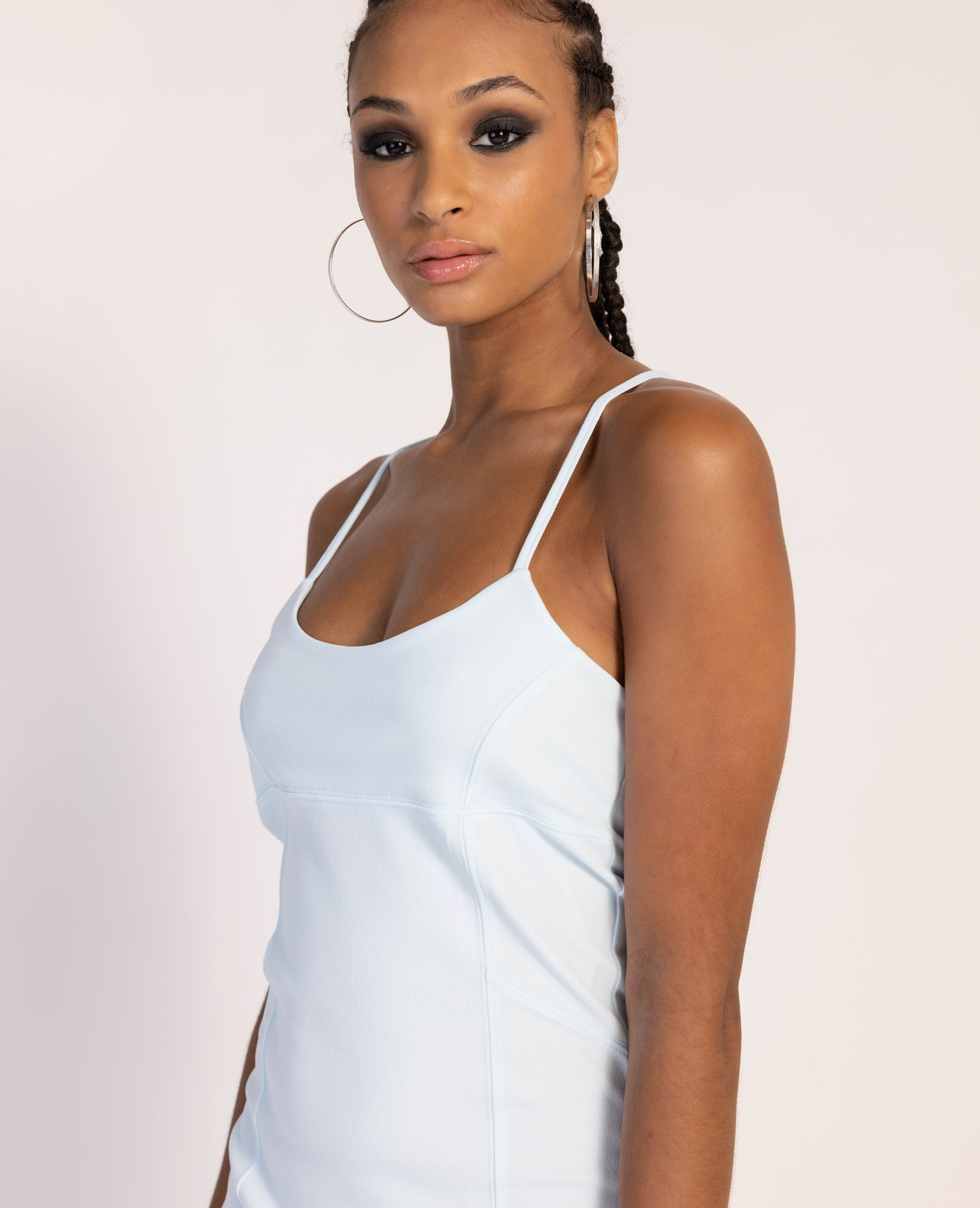 Robe courte avec cœur strass - Bleu clair
