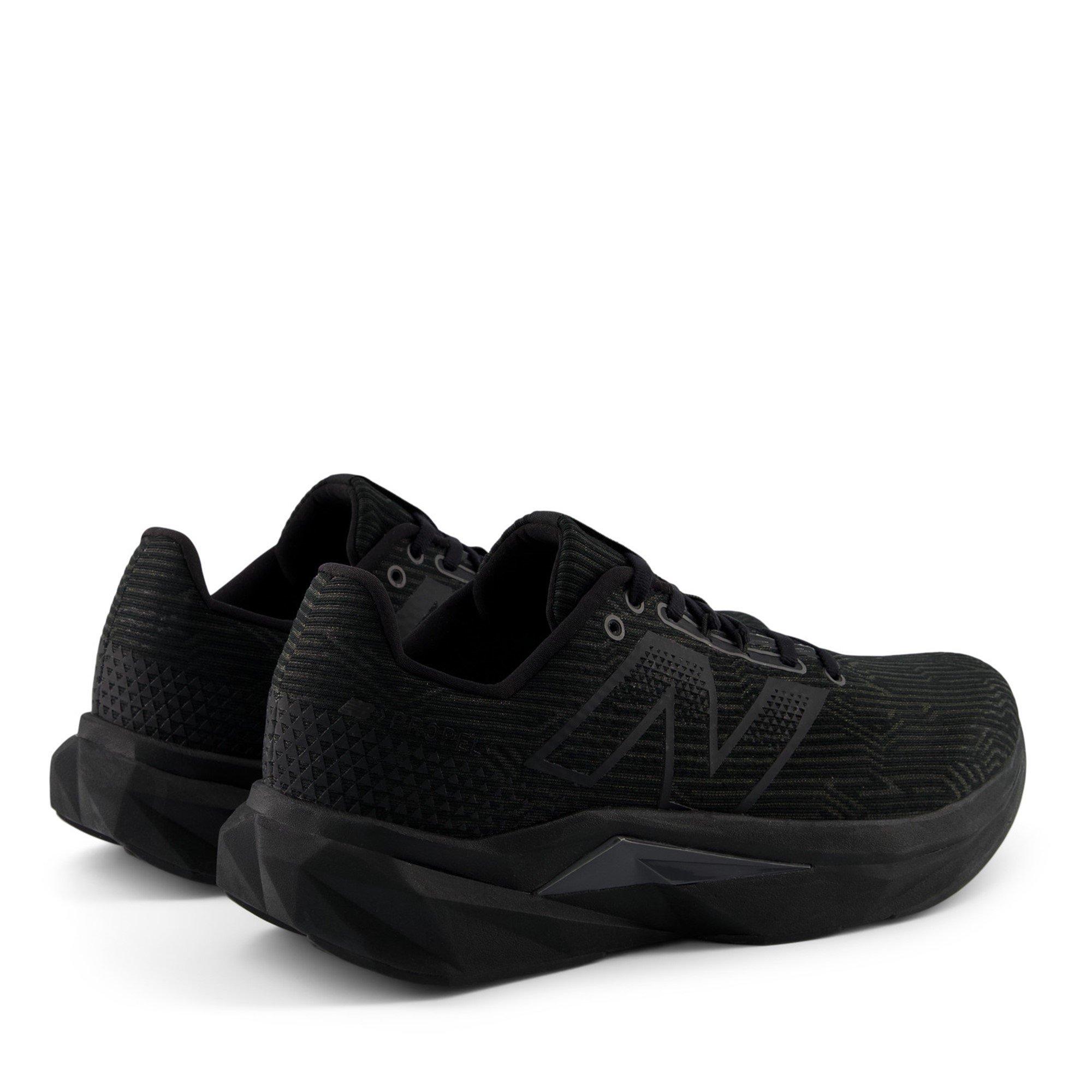 New Balance NB Mens FuelCell Propel v5 Running Shoes
