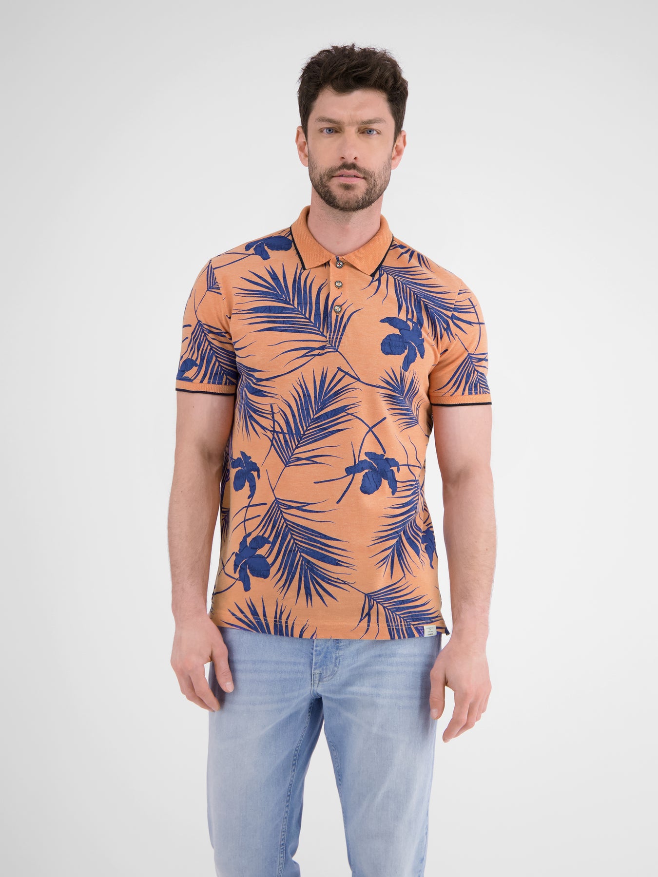Modisches Poloshirt, sommerlich gemustert