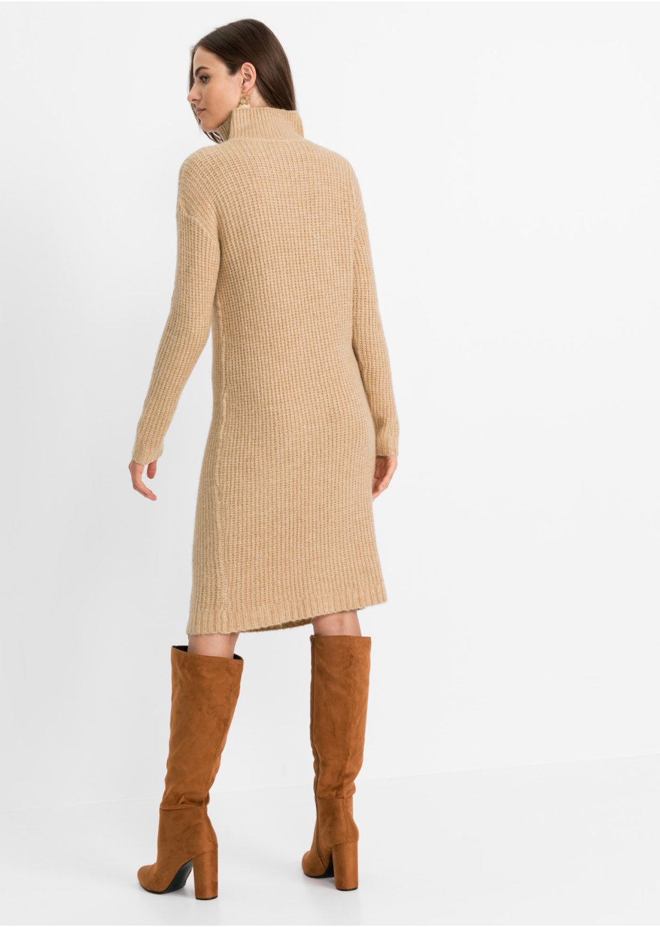 Robe en maille avec col camionneur