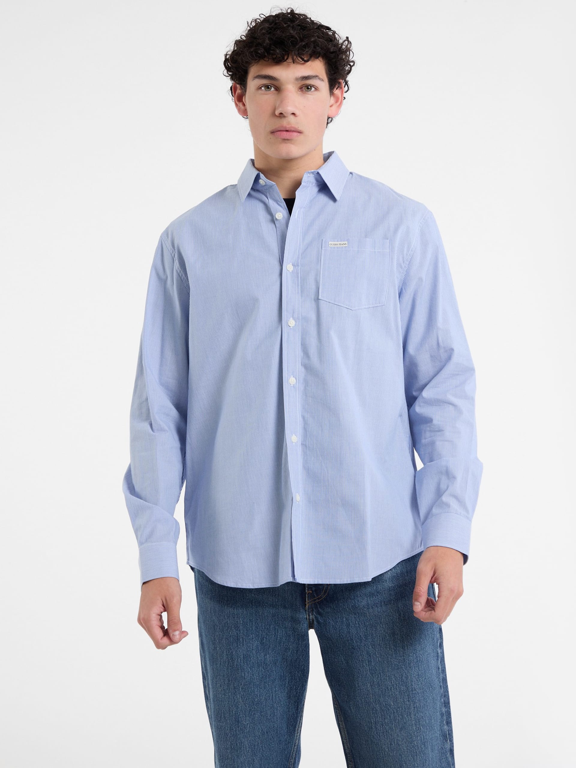 Camisa listrada com bolso