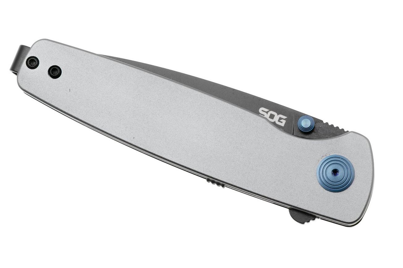 SOG Twitch III 11-15-03-43, Black 154CM, Gunmetal Gray Aluminum, Blue Hardware zakmes