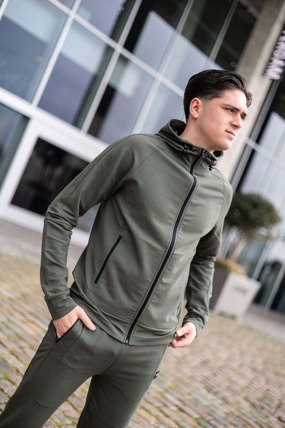 be:at:  Dez Full Zip Hoodie