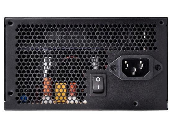SilverStone Netzteil ST70F-ES230 700 W 700 W ATX-Netzteil, Strider Essential-Serie