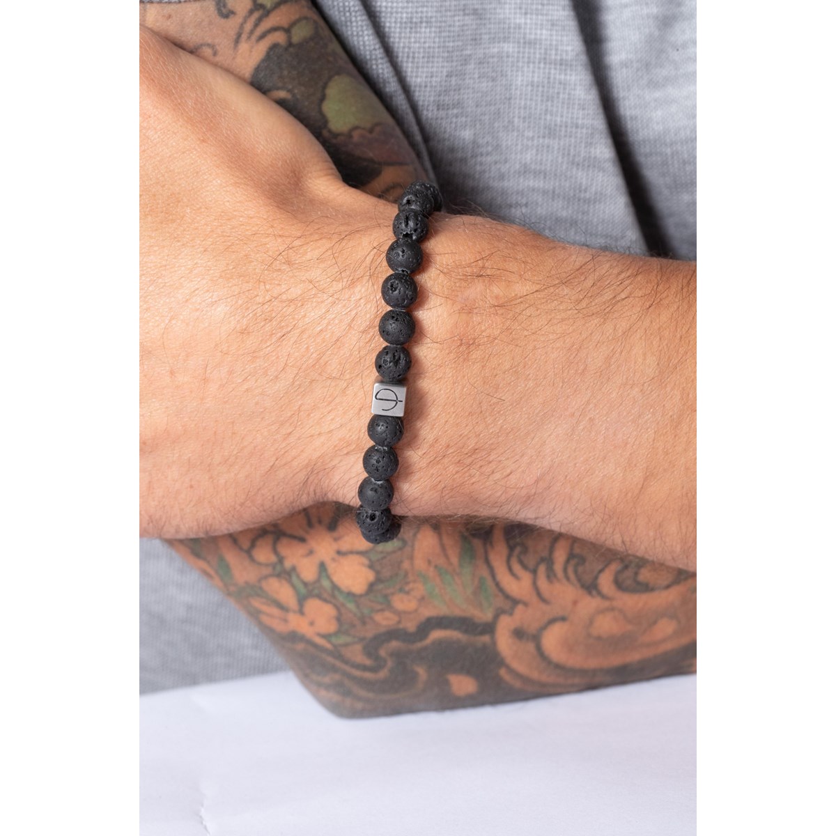 Bracelet souple Orso en Acier 316L avec lave noir