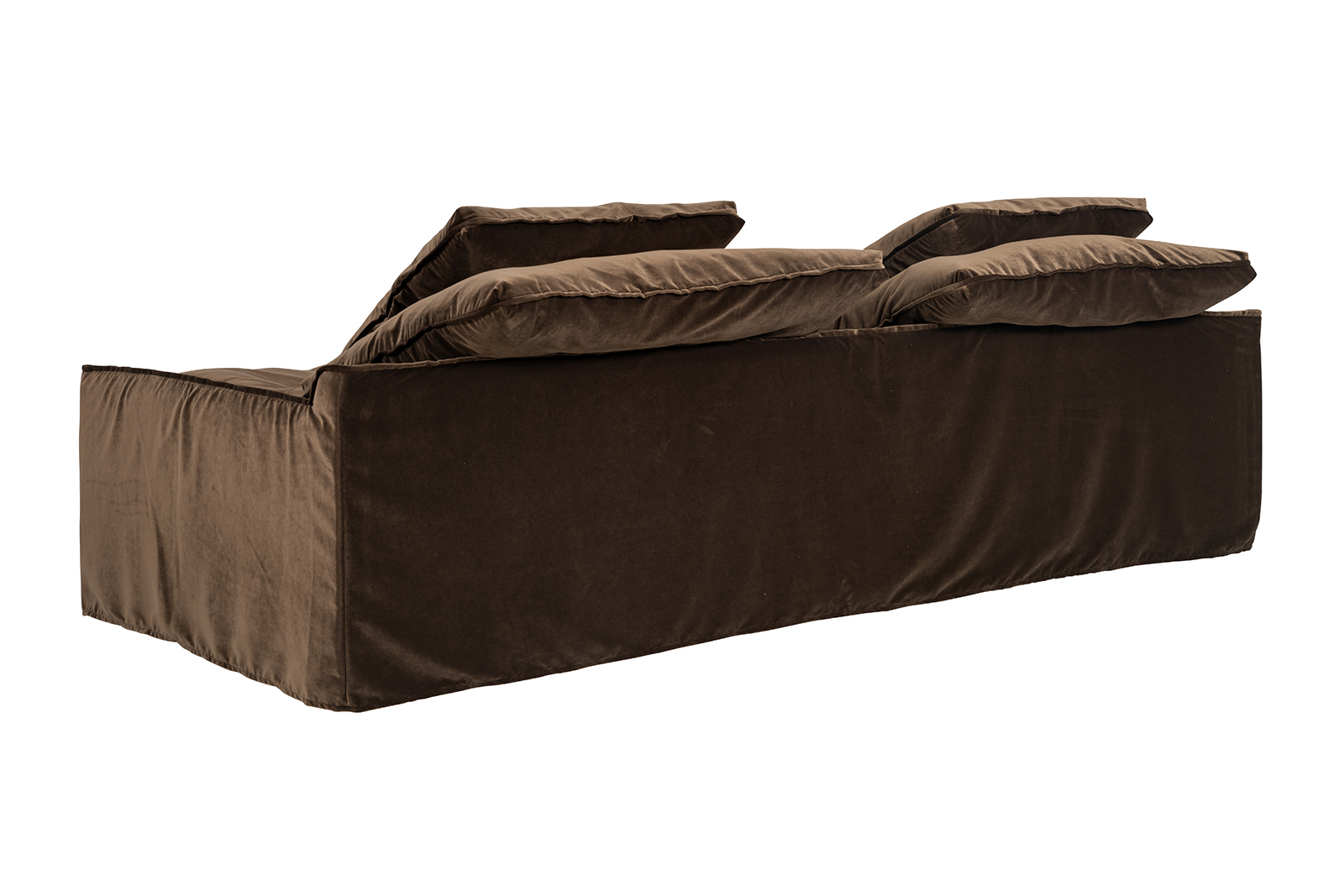 Sake 4-seter sofa I velurtekstil Celine 1392-65 Brown med loose cover og sorte treben.