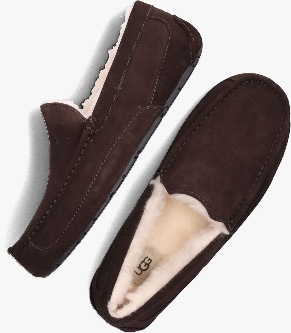 UGG bruine ugg pantoffels ascot