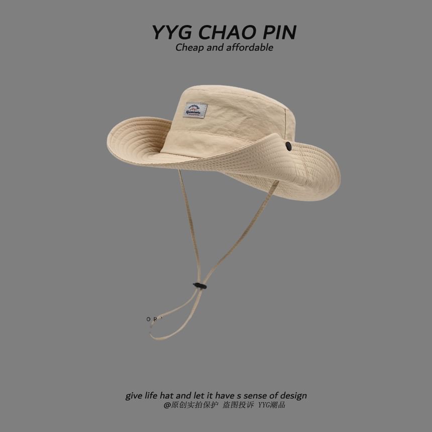 Alpha Kiss - Letterapplicatie Boonie Hat